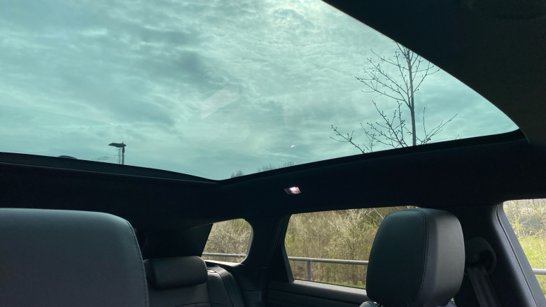 Land Rover Range Rover Evoque 2.0 D200 R-Dynamic SE 5dr Auto Diesel Hatchback